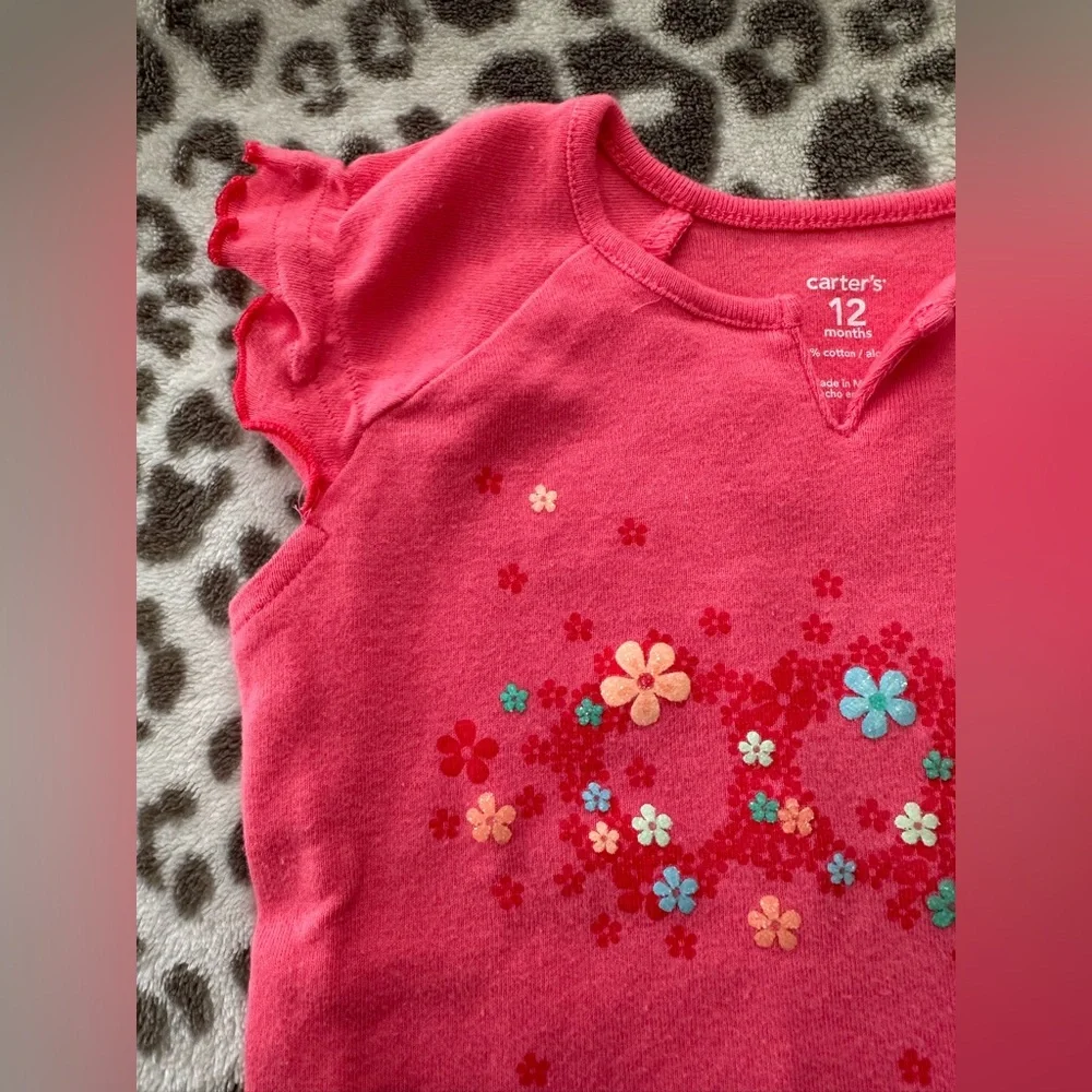 Carter’s Glitter Flower Graphic Top in Coral Pink Size 12 Months